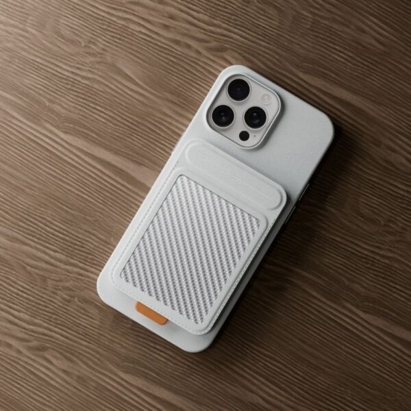 Magnetic card holder - Image 2